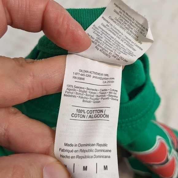 OMG! Santa! Elf tee shirt size medium - Picture 4 of 7